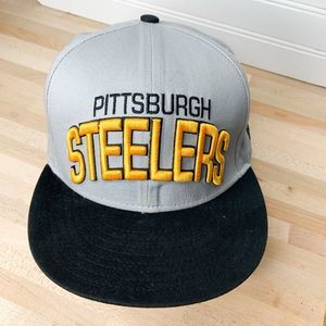 New Era Pittsburgh Steelers Hat Full Size Spell Out Embroidered Logo Snap Back